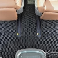 Коврики текстильные на Hyundai Staria 7 мест (2021->)